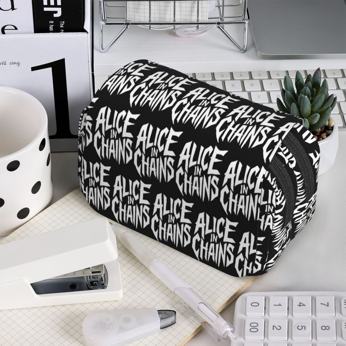 Stationery And Office Supply Chain - Astuccio Alice In Chains Rooster Dirt